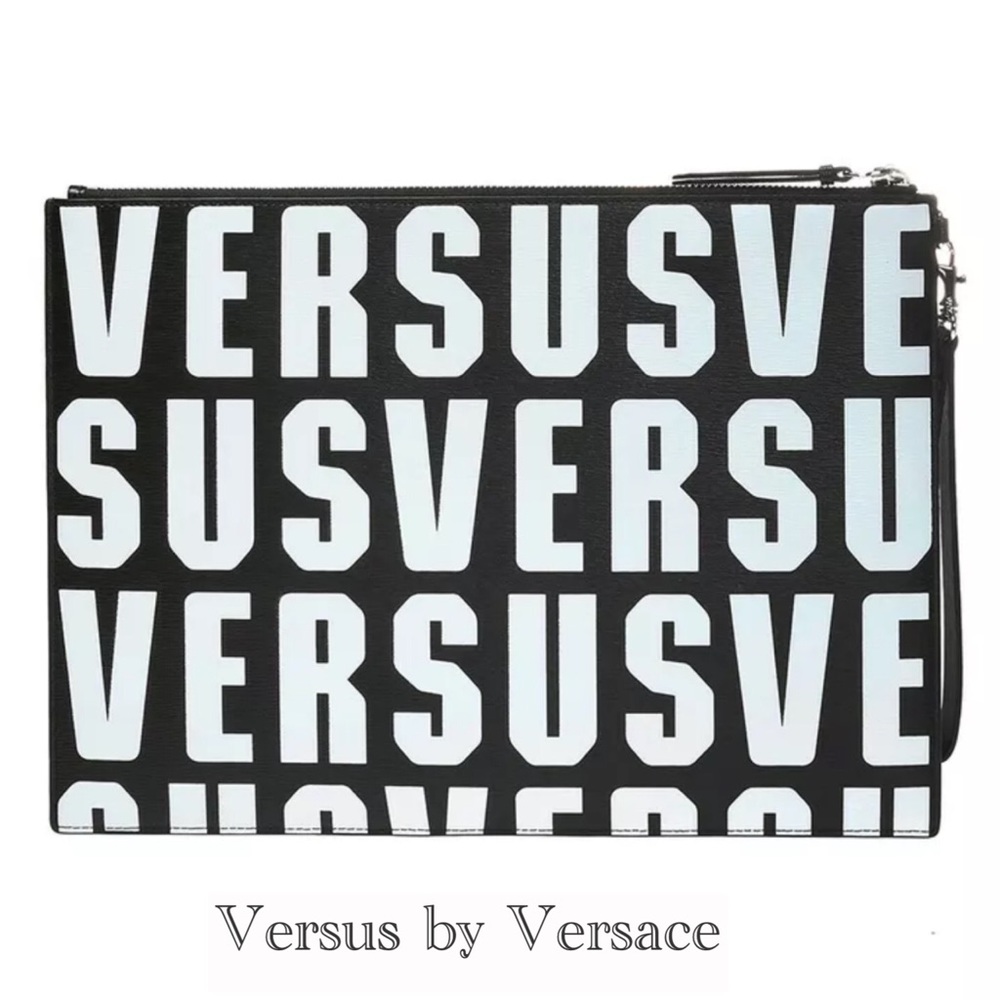 VERSACE VERSUS
Black/White Leather Printed Pouch